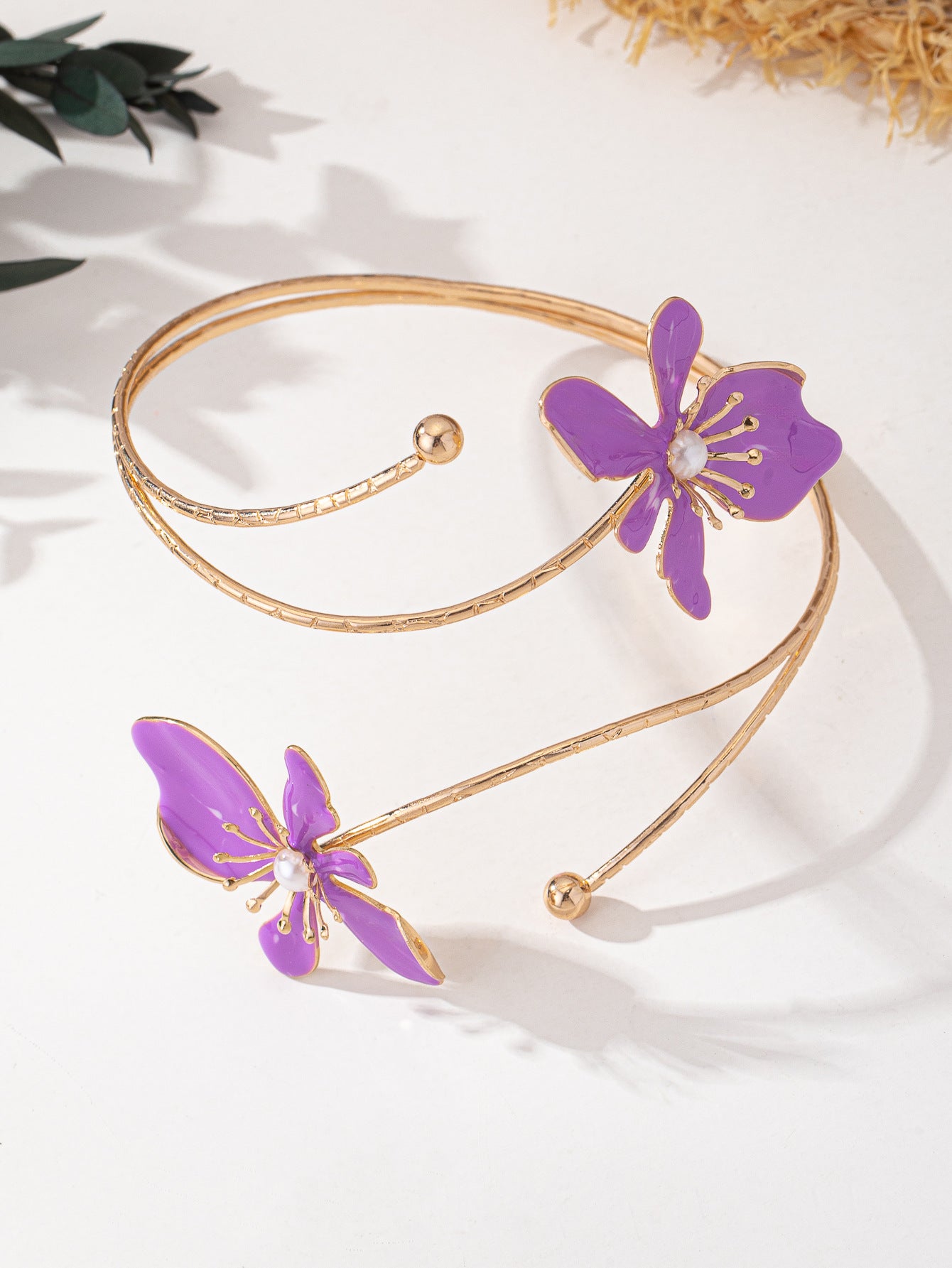 Personalized Fashion Pattern Hollow Armband Lines